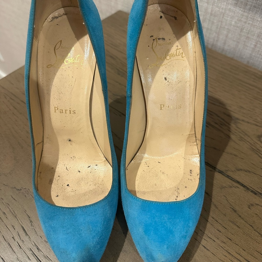 Christian Louboutin Blue Suede Heels. Red Bottom. Size 37 (US 6.5-7)